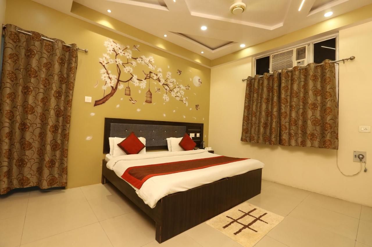 Hotel Nexus L Hotels In Charbagh Лакхнау Экстерьер фото