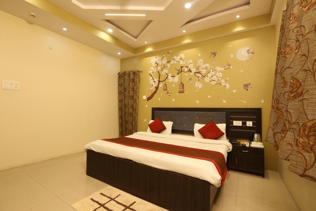 Hotel Nexus L Hotels In Charbagh Лакхнау Экстерьер фото